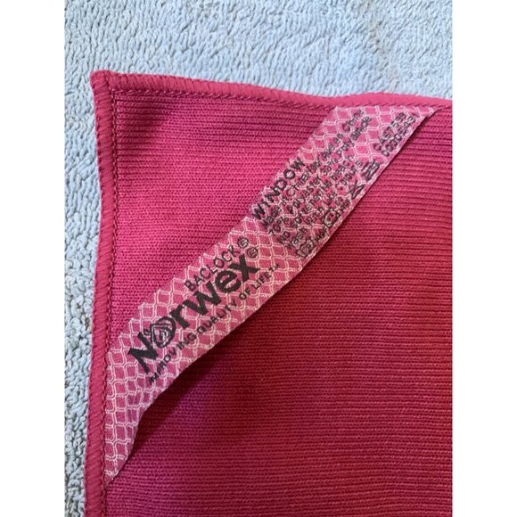 Norwex Maroon Plum Colored Window Cloth with backloc - Picture 2 of 3